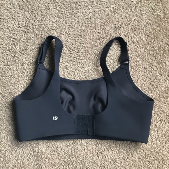 Lululemon Booby Bracer Sz 36DD In Black - Picture 6 of 8